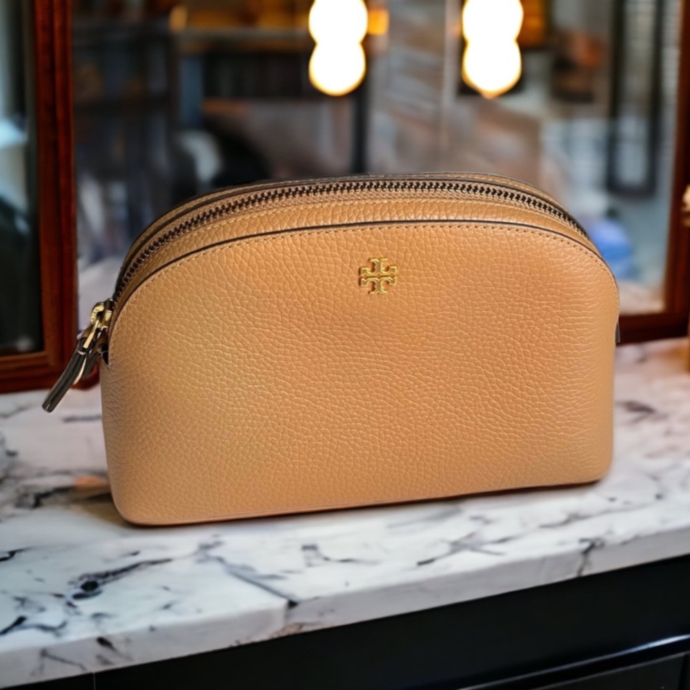 New Tory Burch Cosmetic case Robinson Cardamom 145USD Nordstrom designer - Picture 1 of 11